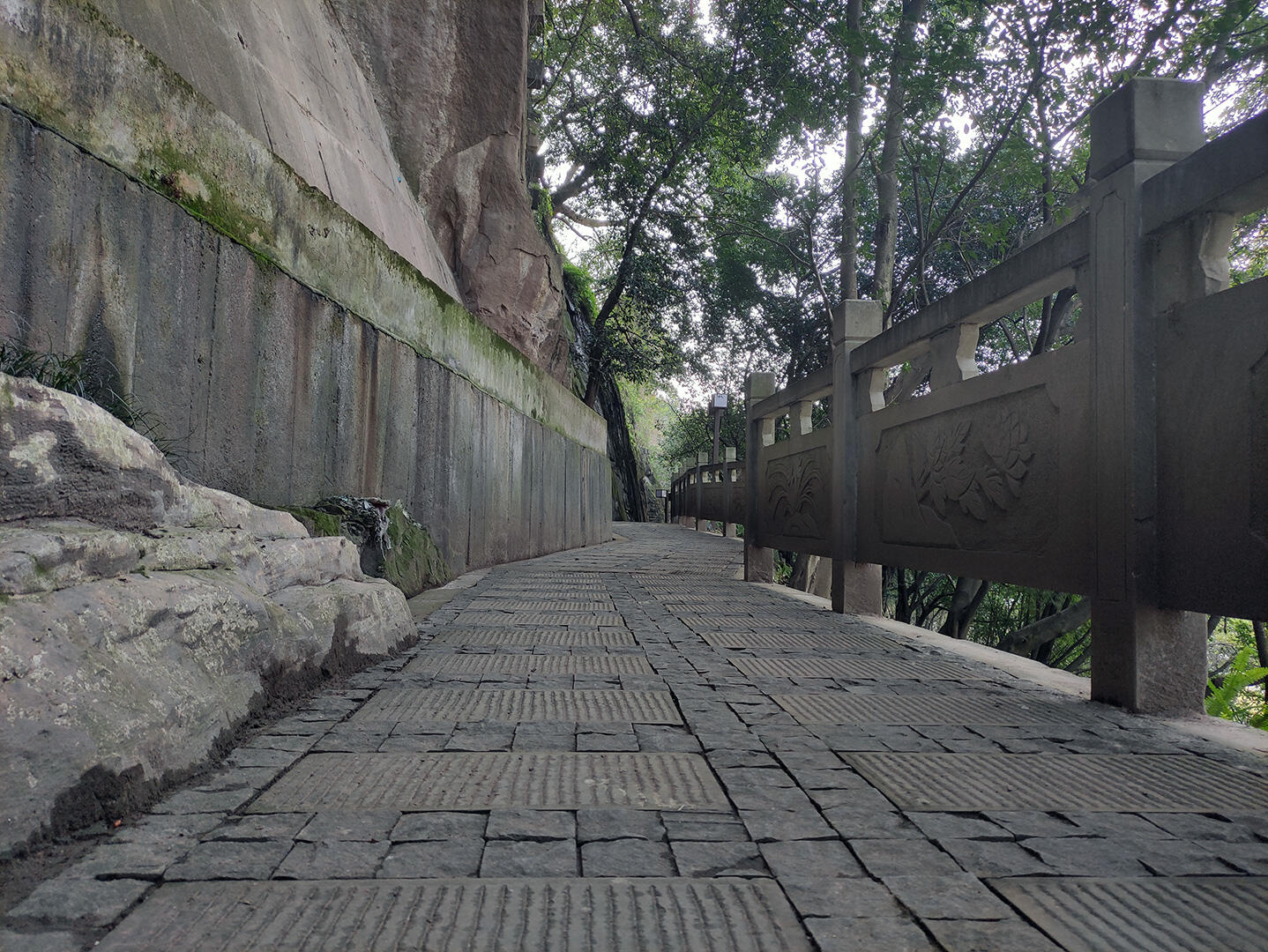 山城步道——半山崖线